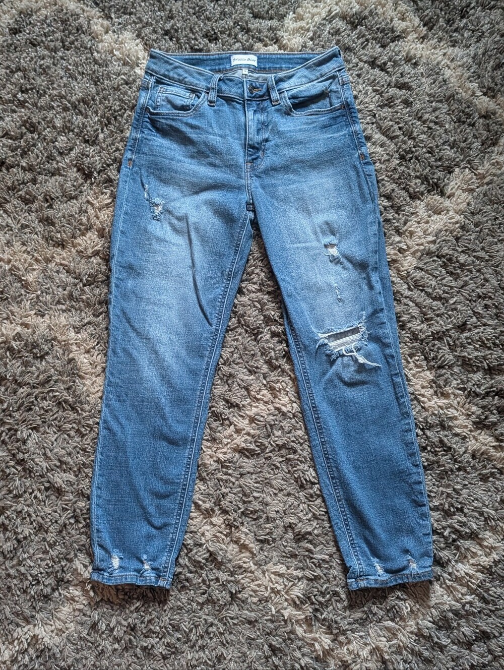 Studio Blue Distressed Light Blue Women’s Jeans Size 28